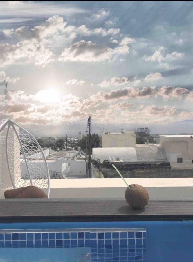 Amaryllis Suites Santorini Fira  Eksteriør billede