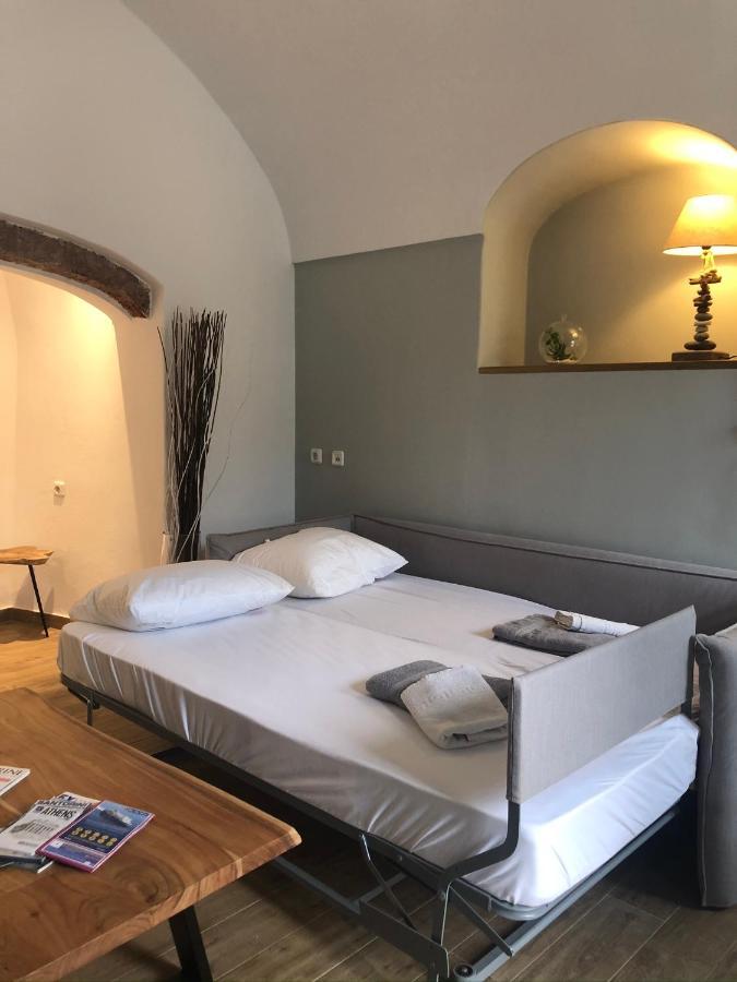 Amaryllis Suites Santorini Fira  Eksteriør billede