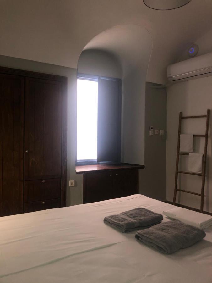 Amaryllis Suites Santorini Fira  Eksteriør billede