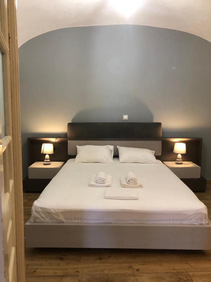 Amaryllis Suites Santorini Fira  Eksteriør billede