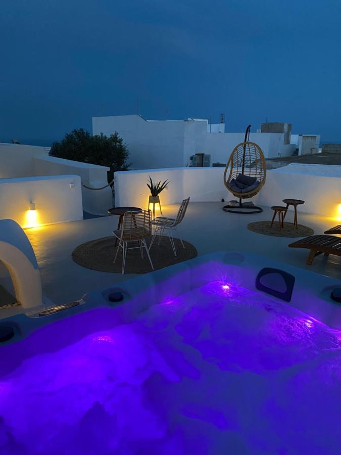 Amaryllis Suites Santorini Fira  Eksteriør billede