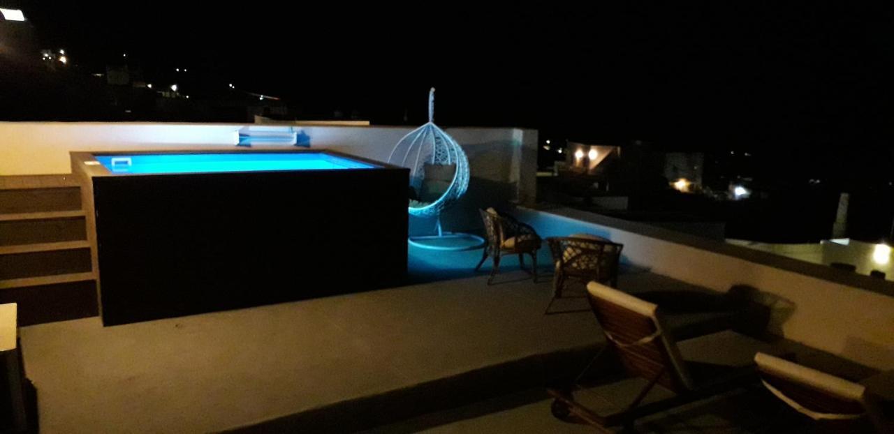 Amaryllis Suites Santorini Fira  Eksteriør billede